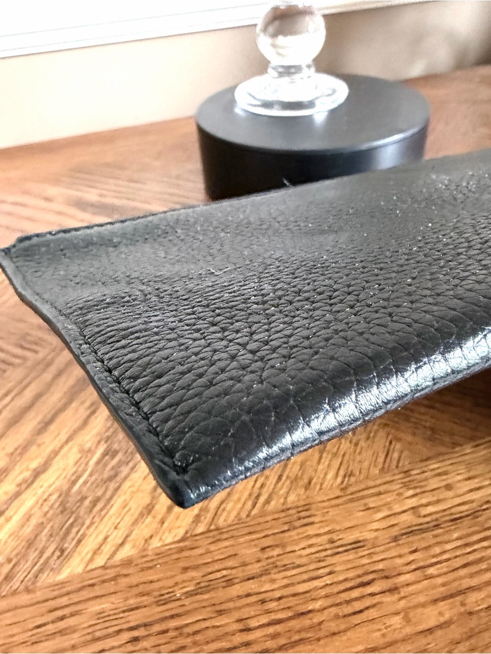 Micheal Kors Fulton black pebble Leather Wristlet Clutch with Gold Accent in EUC - Picture 4 of 8